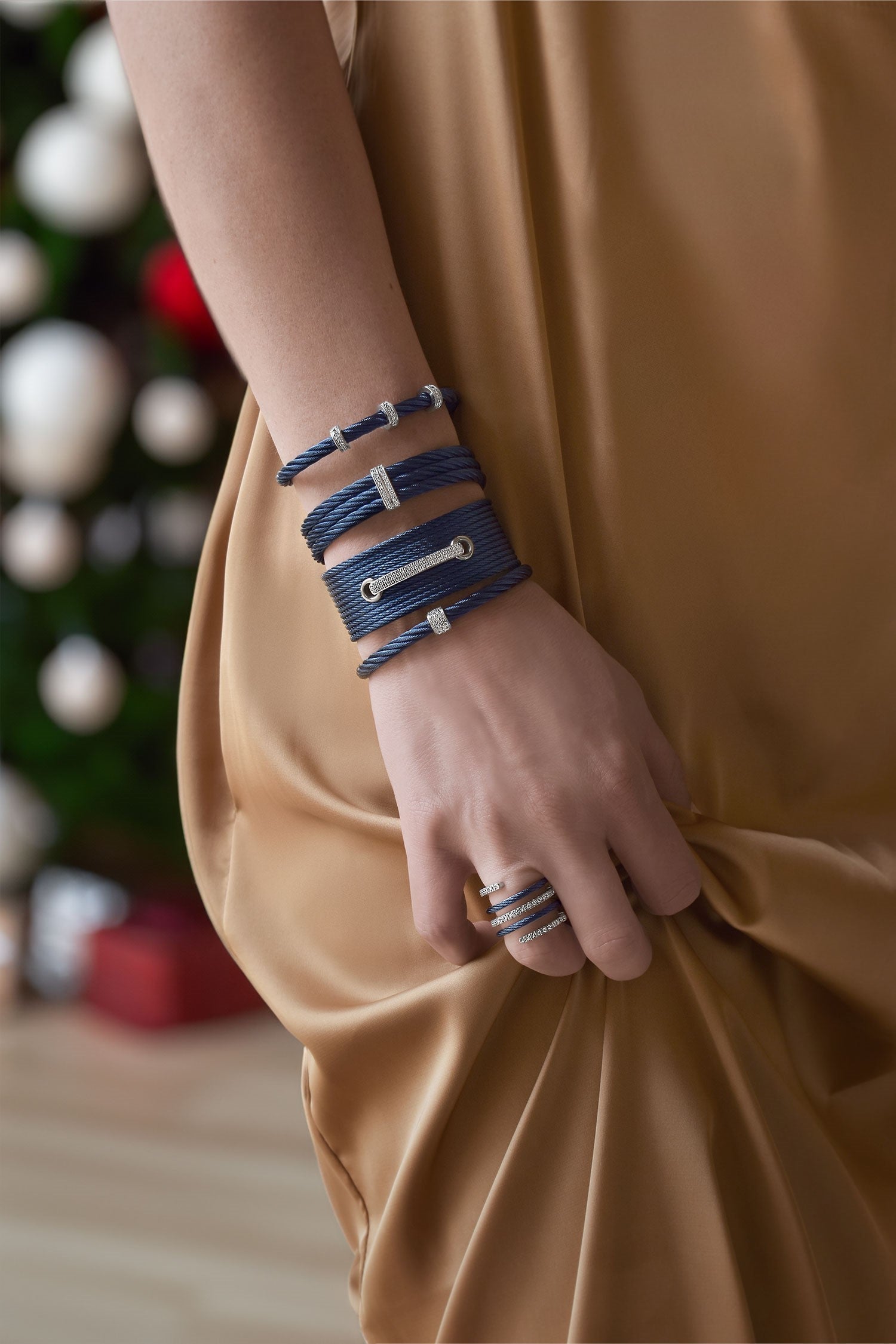 Dazzle Your Loved Ones with ALOR’s Exquisite Holiday Gift Guide – Unveiling the Top 5 Picks!