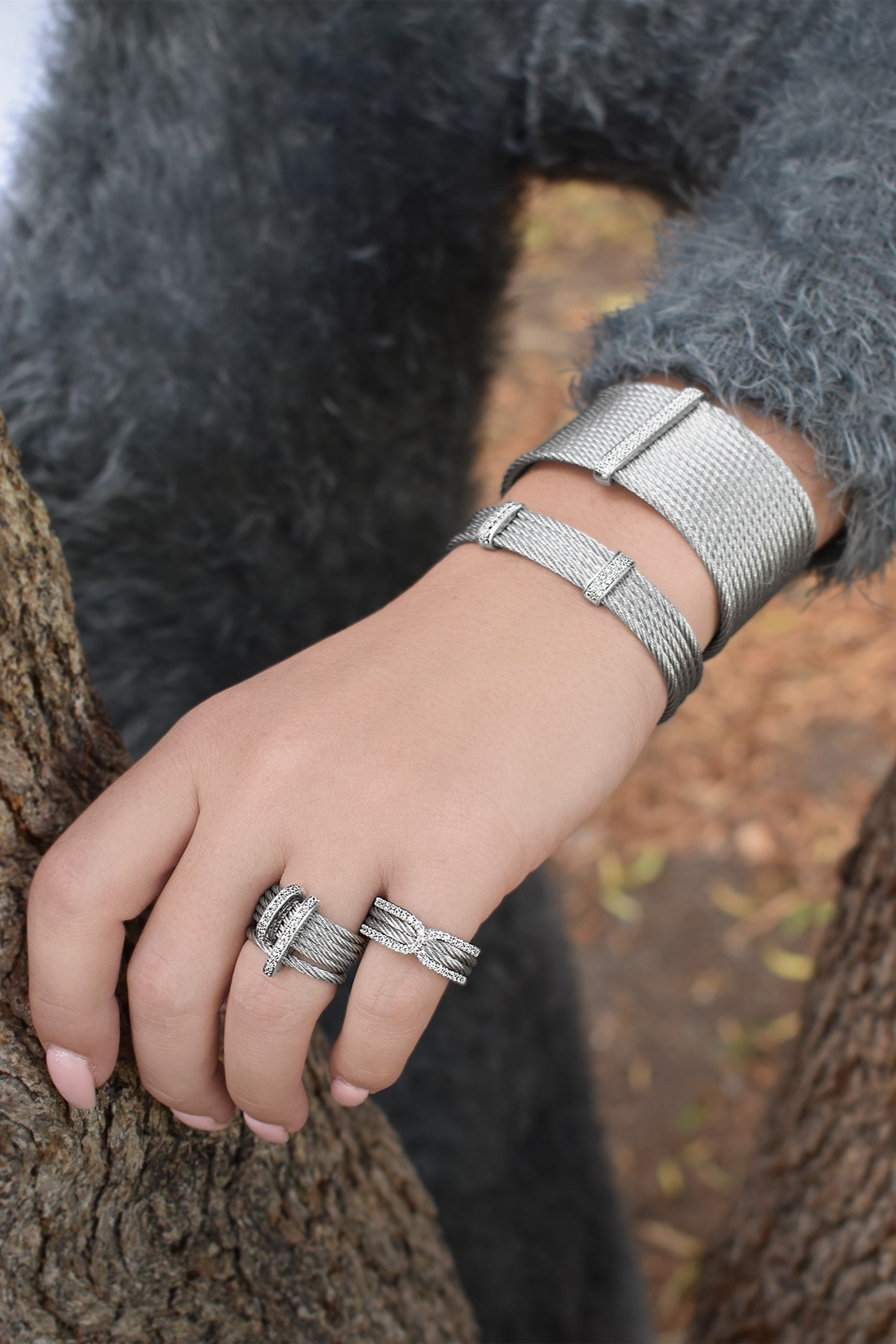 ALOR Infinity Ring