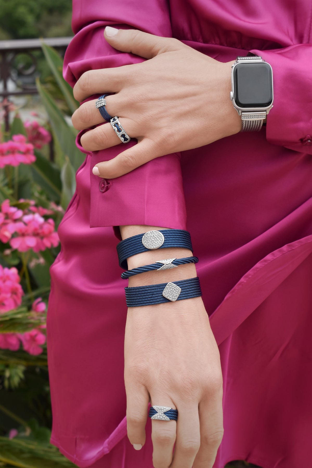 ALOR Pass Through Band Ring