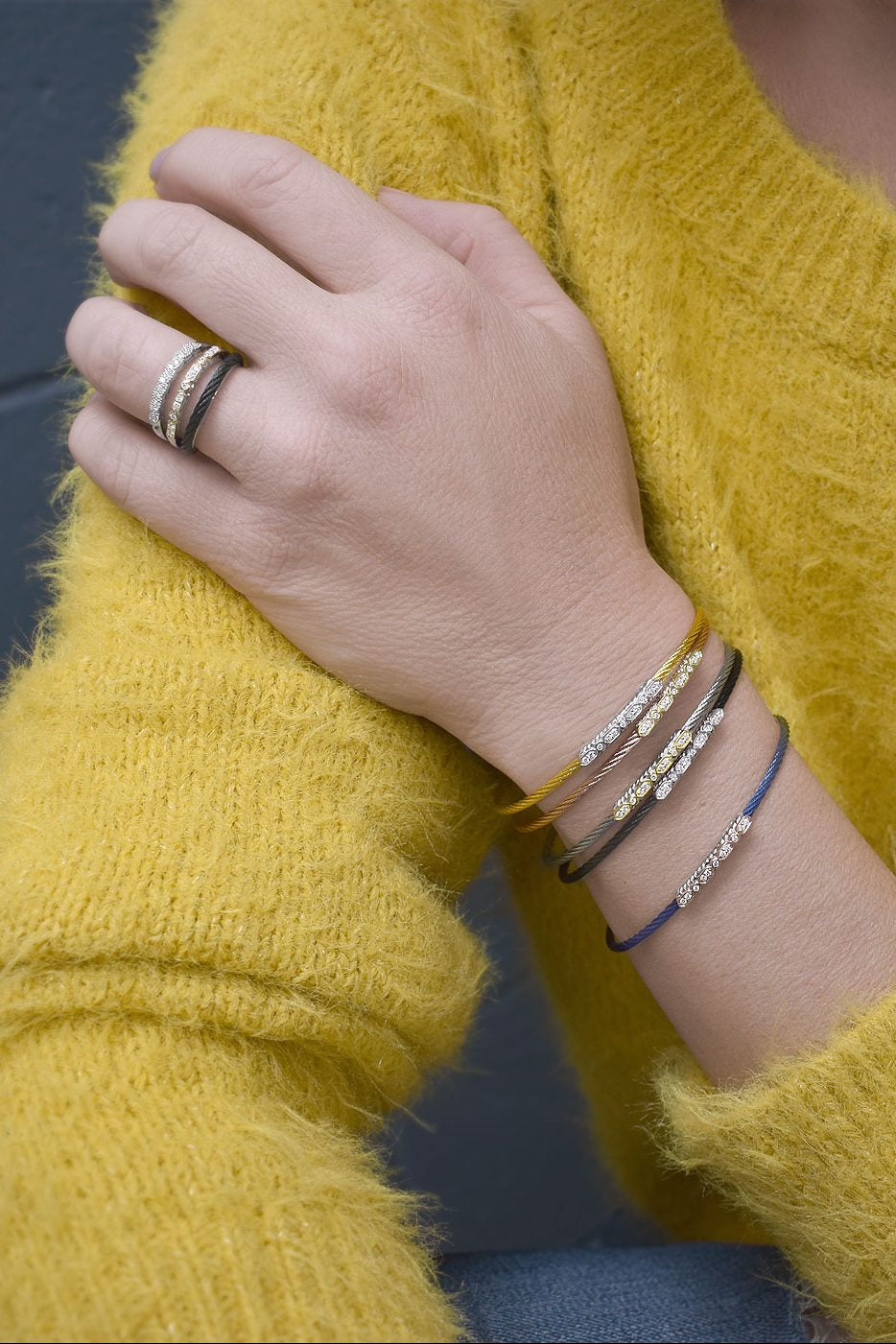 ALOR Delicate Twist Bracelet