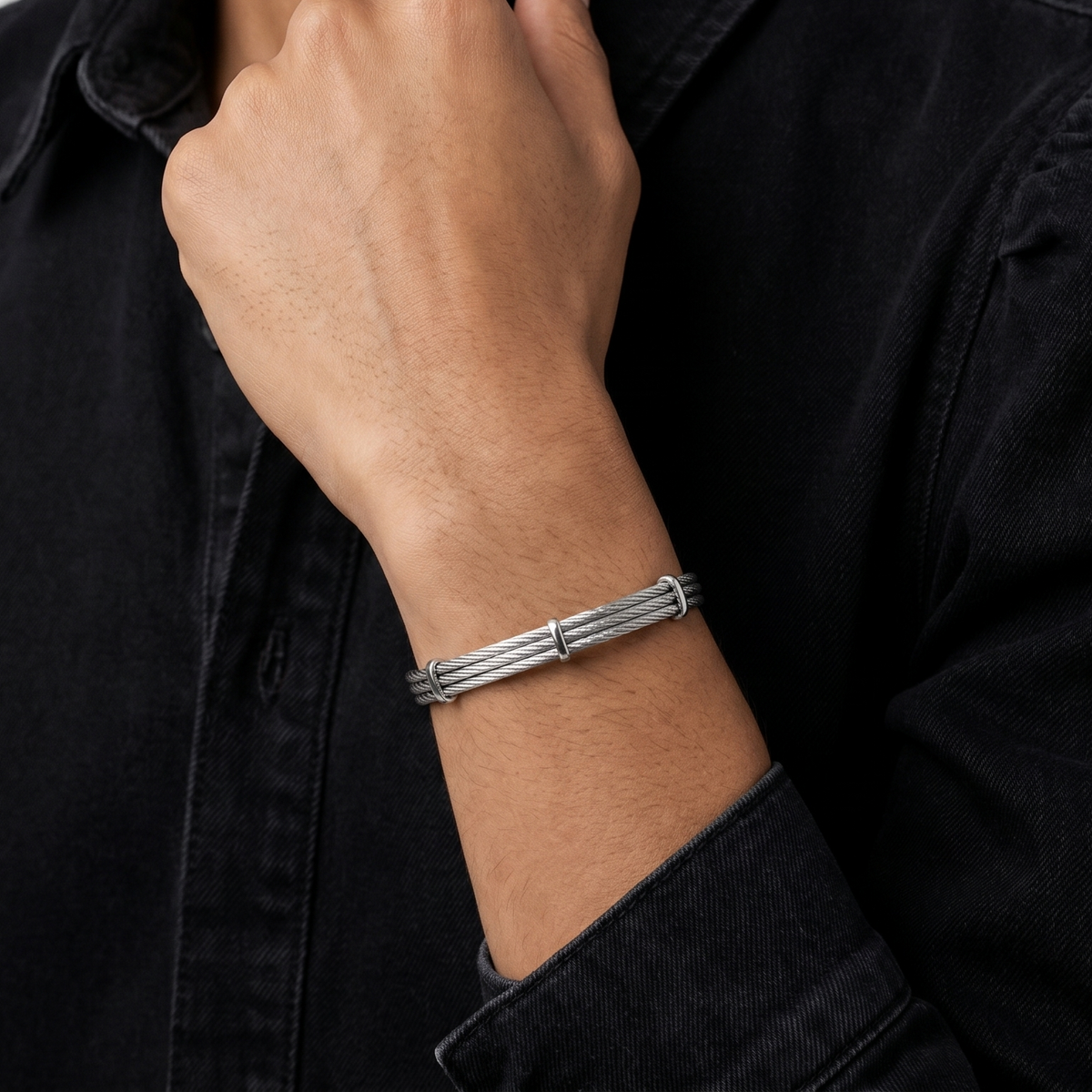 ALOR Men's Slim Triple Station Bracelet