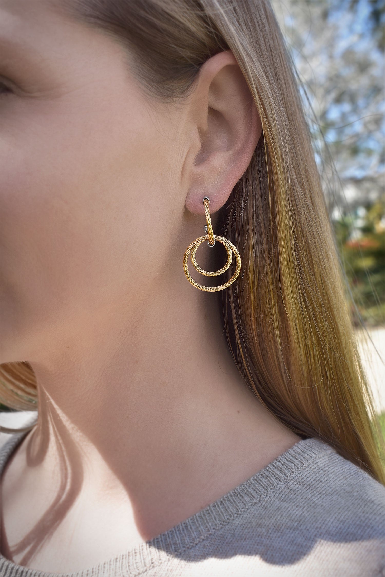 ALOR Petite Triple Drop Hoop Earrings