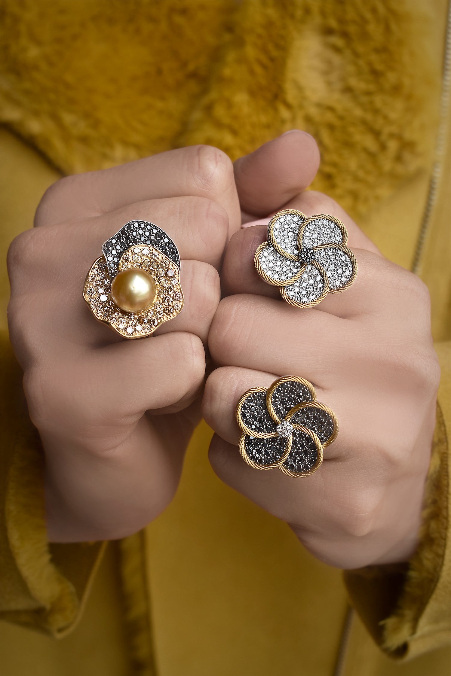 ALOR Pearl Flower Ring