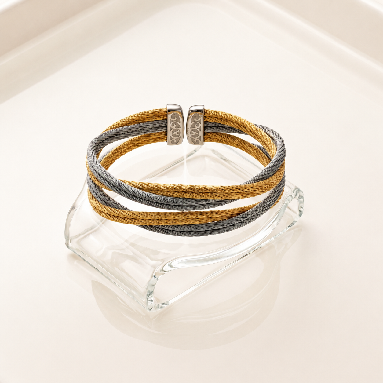 ALOR Entwine Cuff