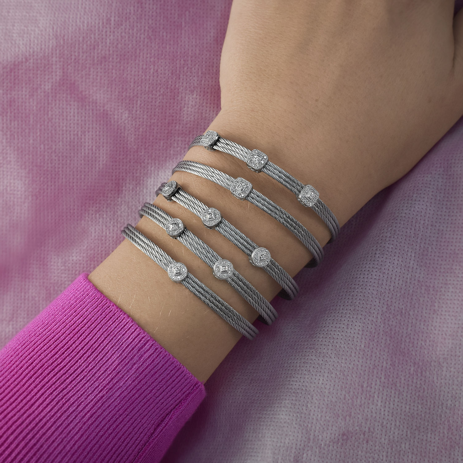ALOR Grey Cable Classic Stackable Bracelet with Triple Round
